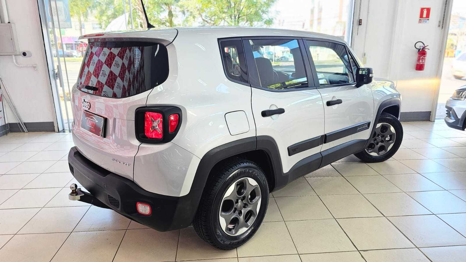 RENEGADE SPORT 82 MIL KM