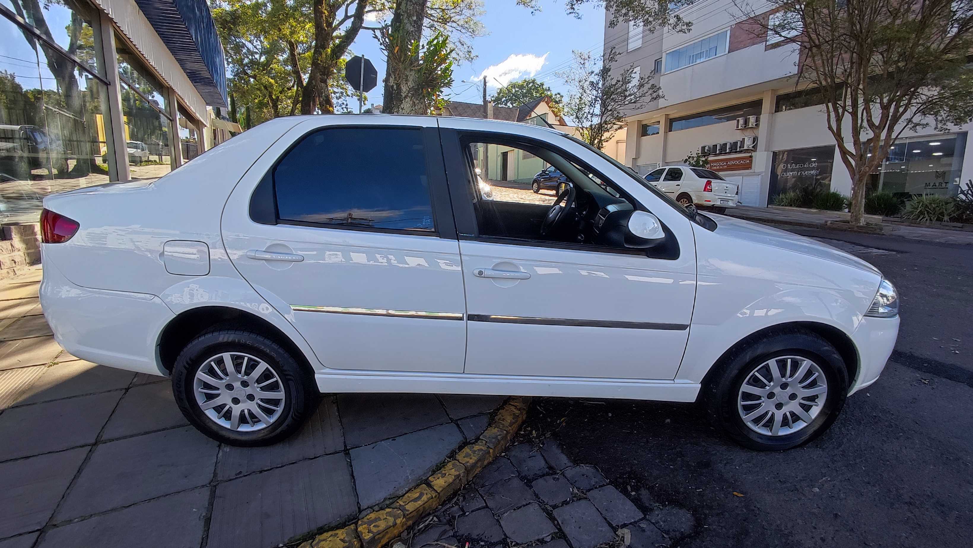 SIENA EL FLEX 1.0 MANUAL
