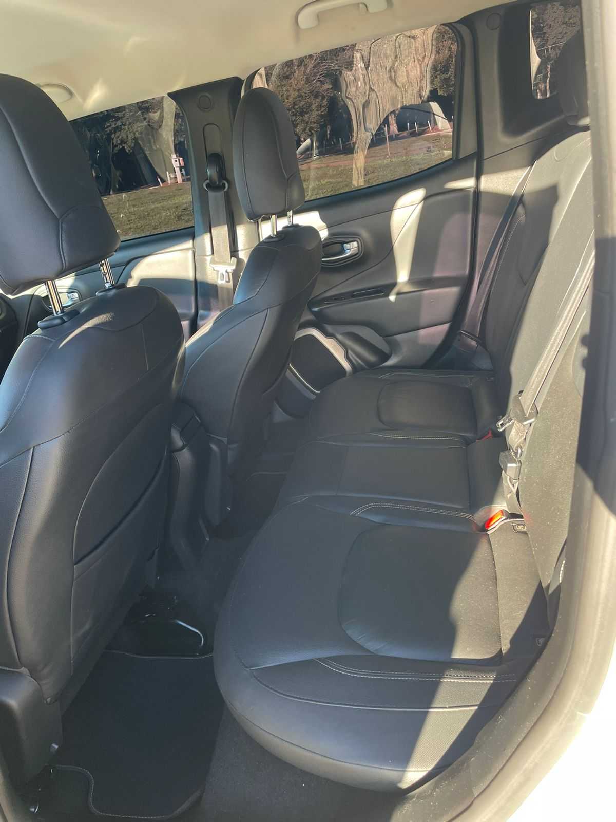 RENEGADE LIMITED  1.8 AUT.