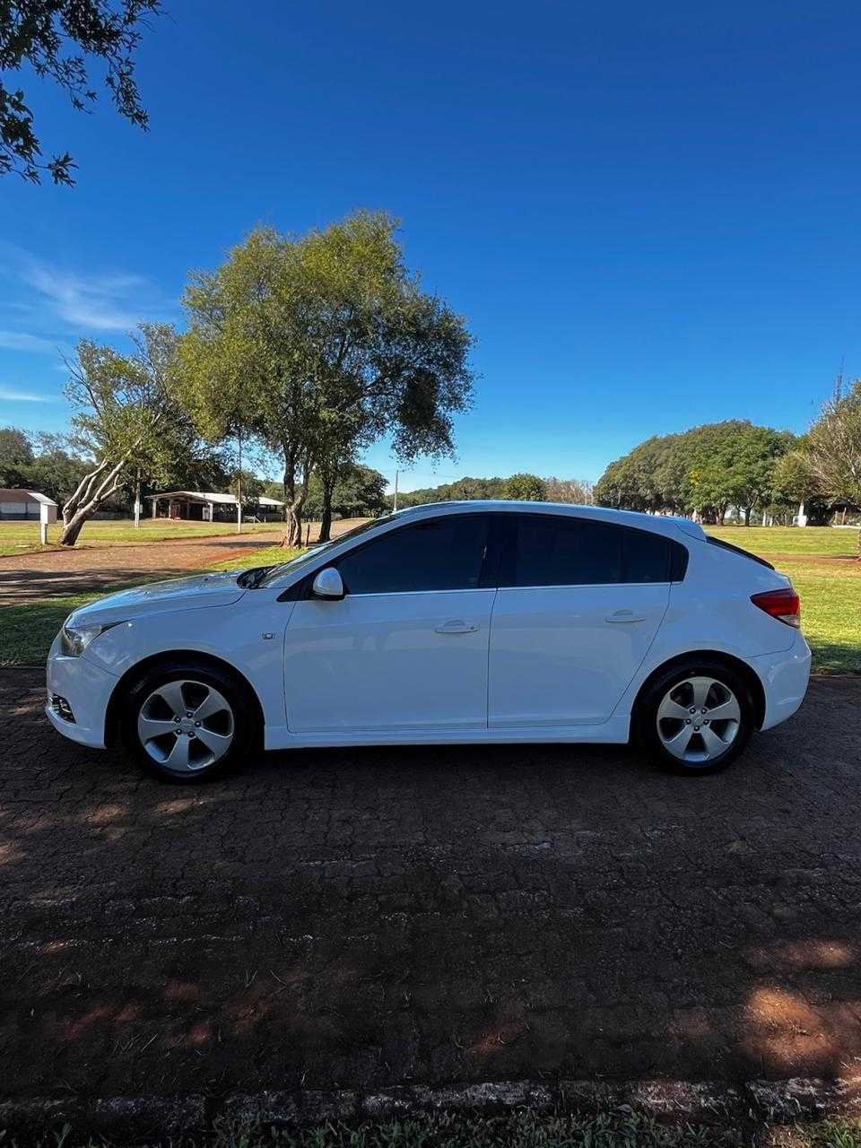 CRUZE LT HB 1.8