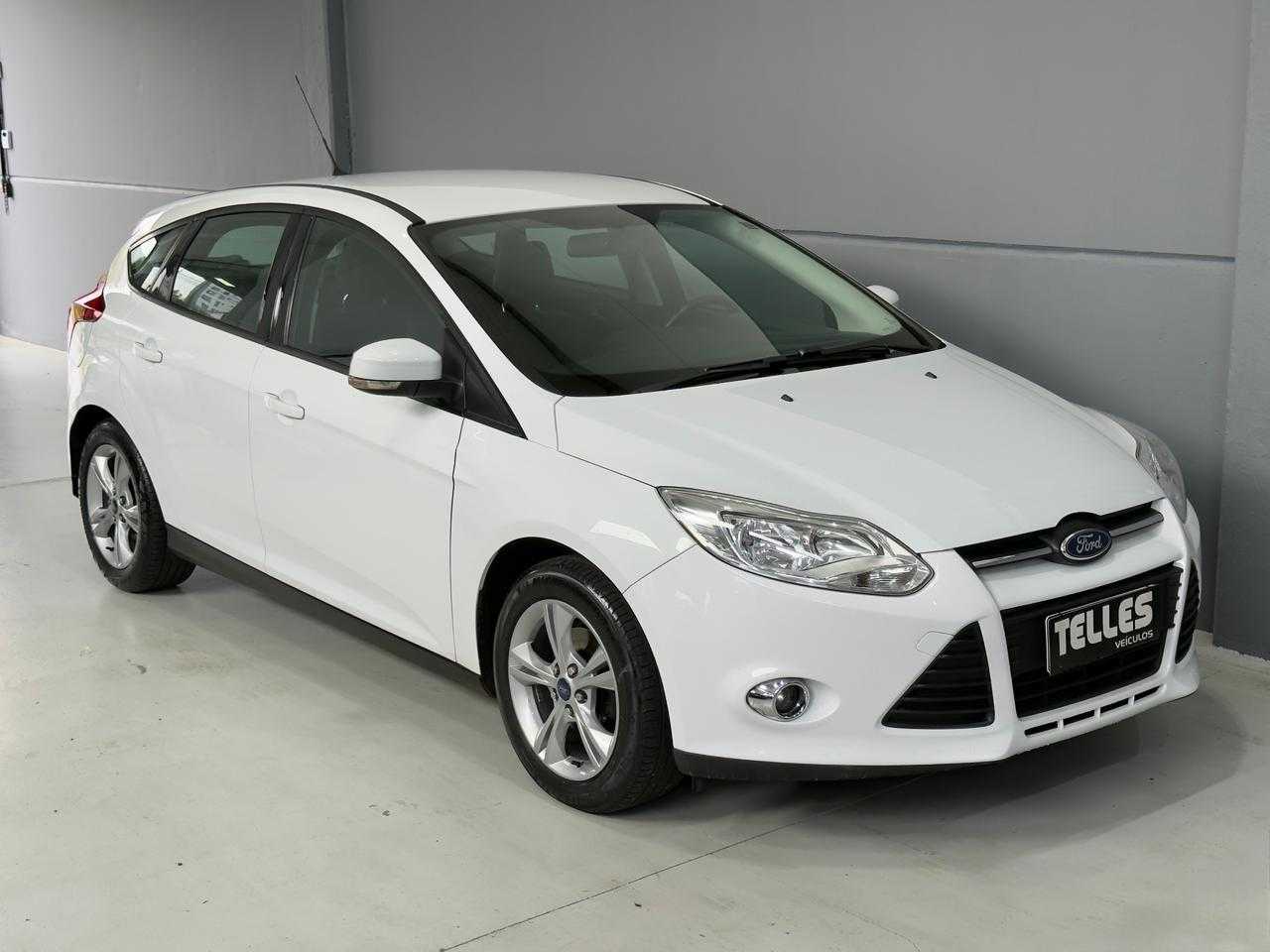 FOCUS HATCH SE 1.6 MANUAL