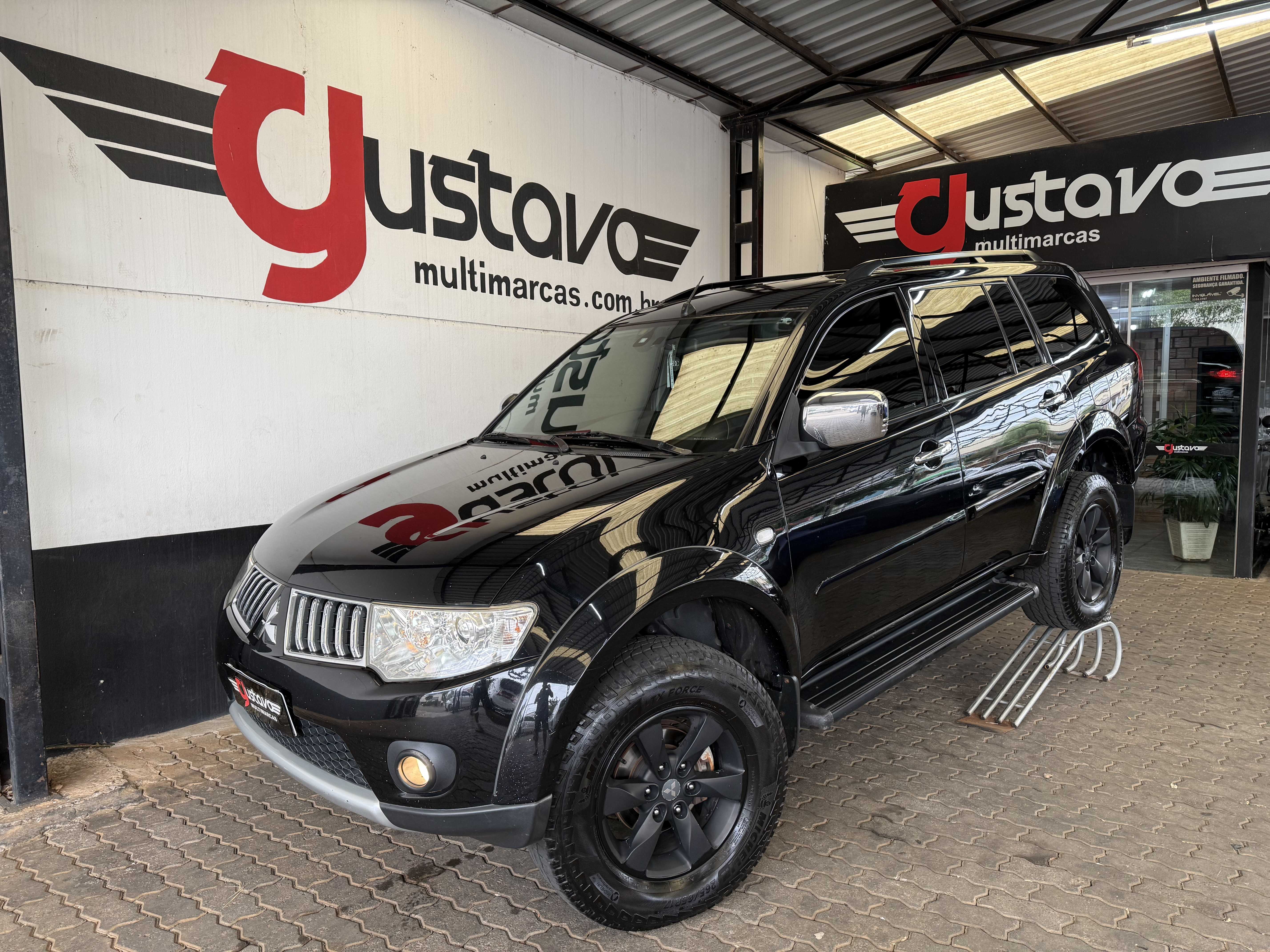 PAJERO DAKAR 7 LUGARES