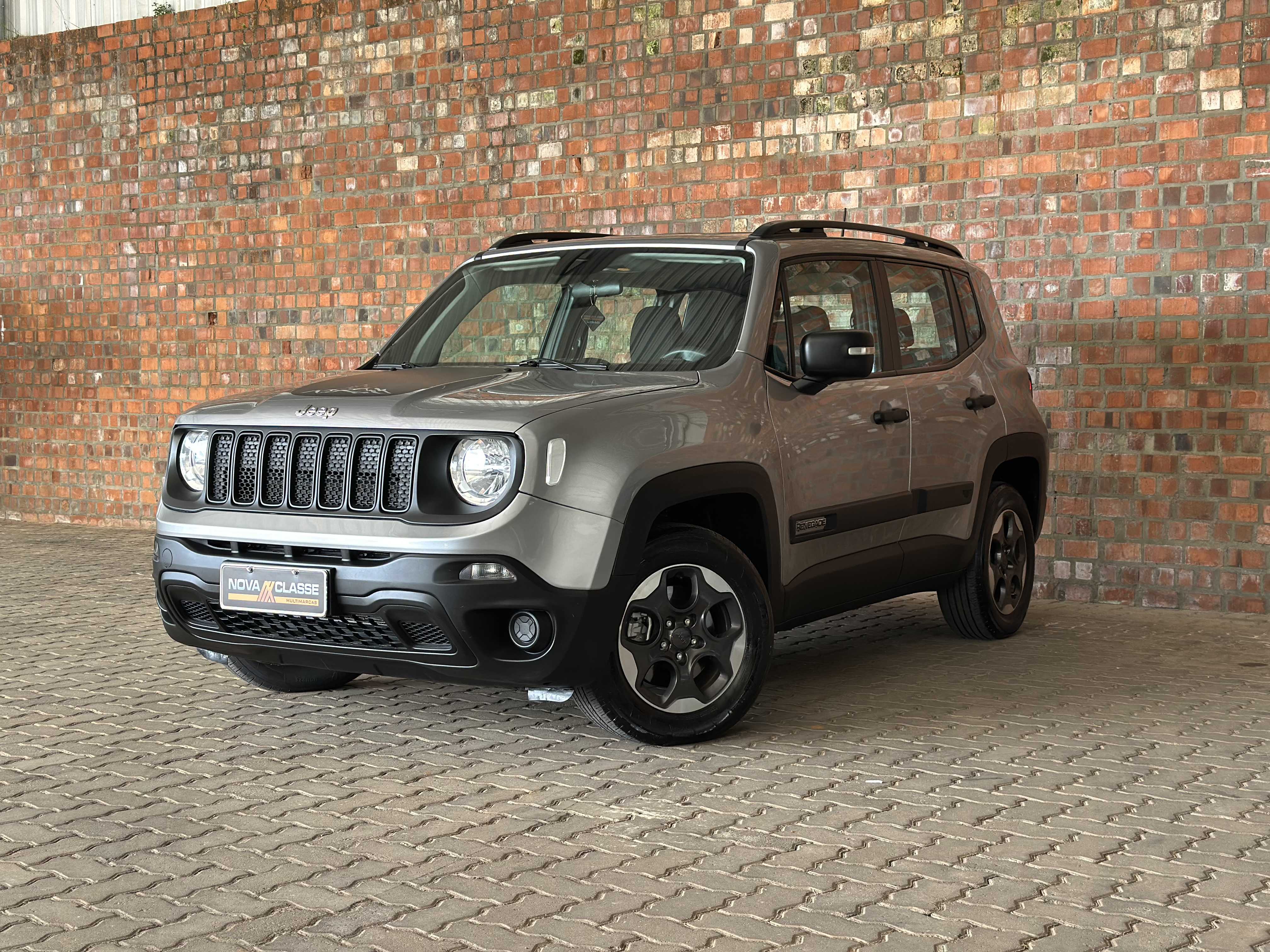 RENEGADE 1.8 FLEX AT localizado em Erechim no estado de RS