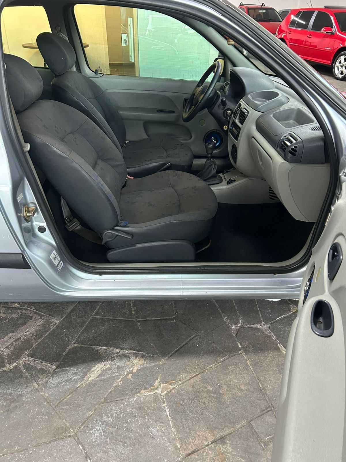 CLIO AUTHENTIQUE 1.0 3P