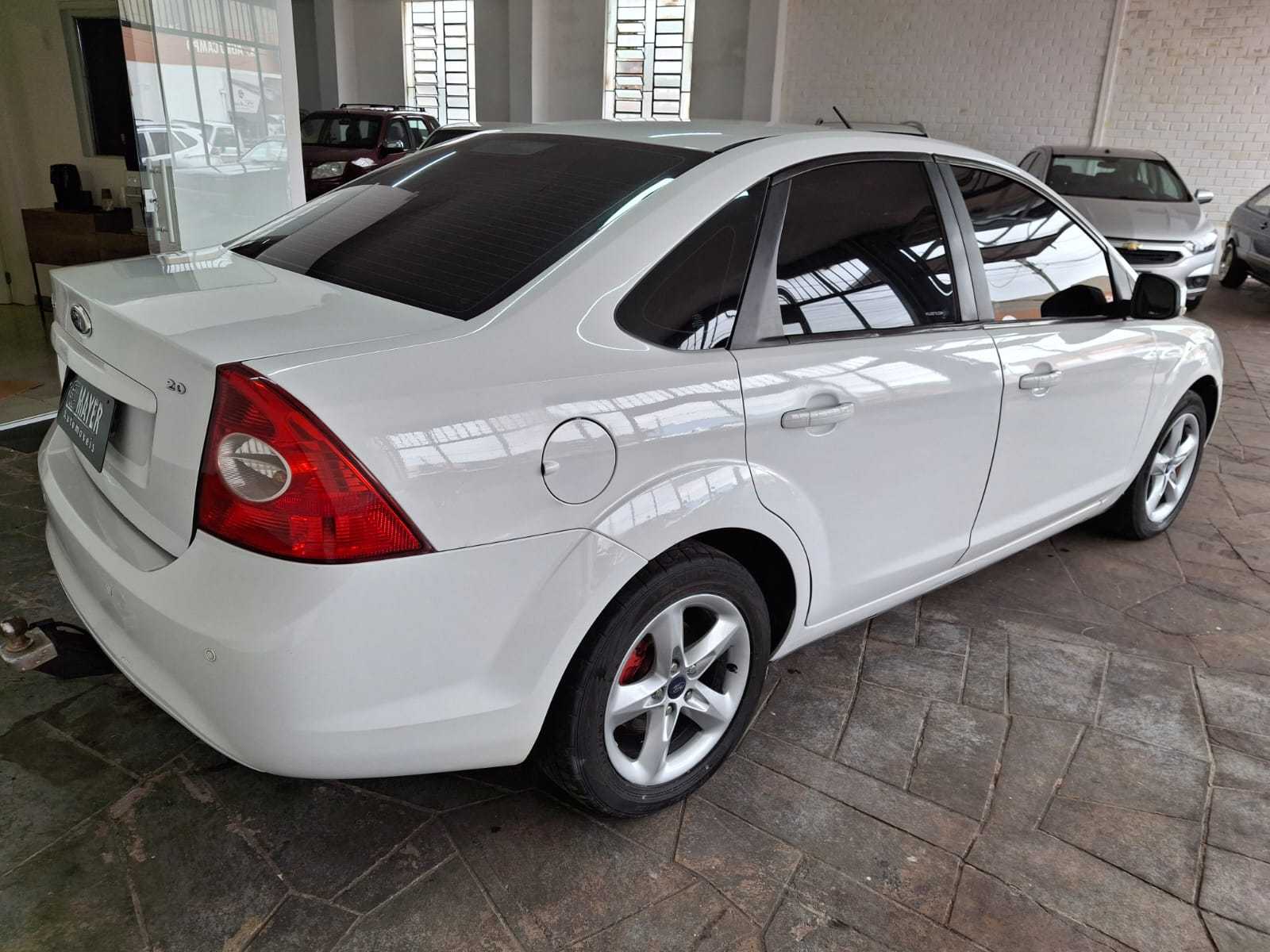 FOCUS SEDAN 2.0 AUT.