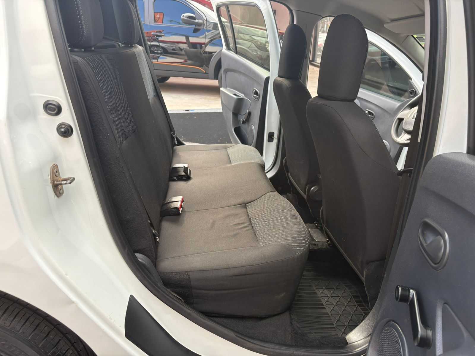 SANDERO AUTHENTIQUE 1.0