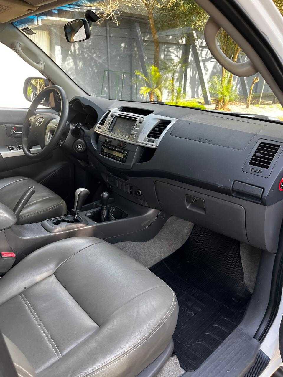 HILUX SRV 4X4 3.0