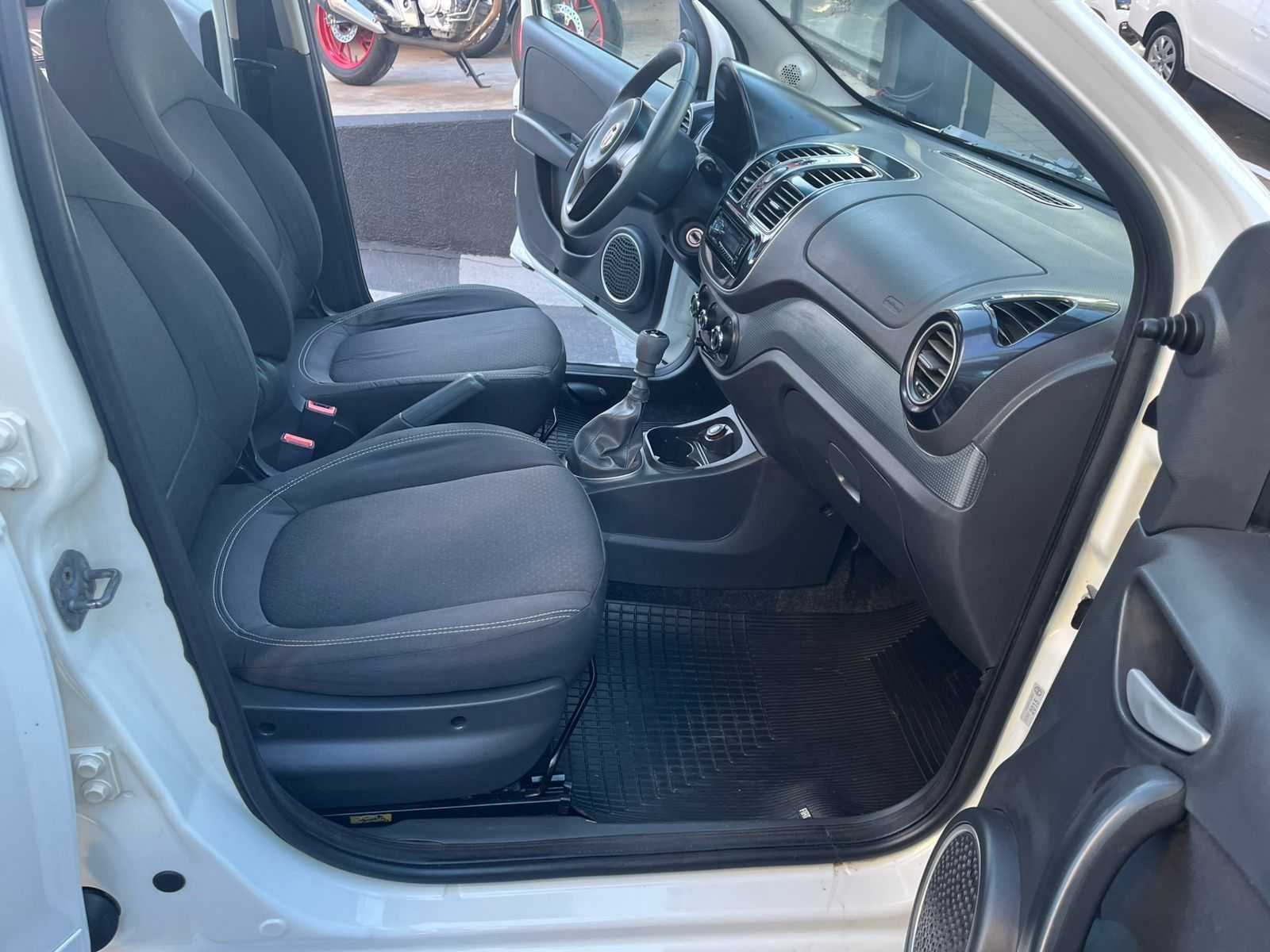 GRAND SIENA 1.4 ATTRACTIVE