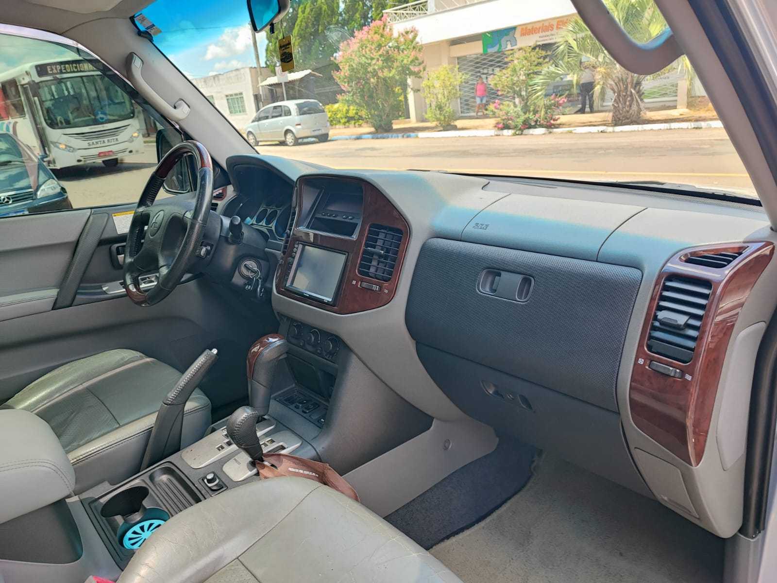 PAJERO FULL 3.8 V6 HPE 2007