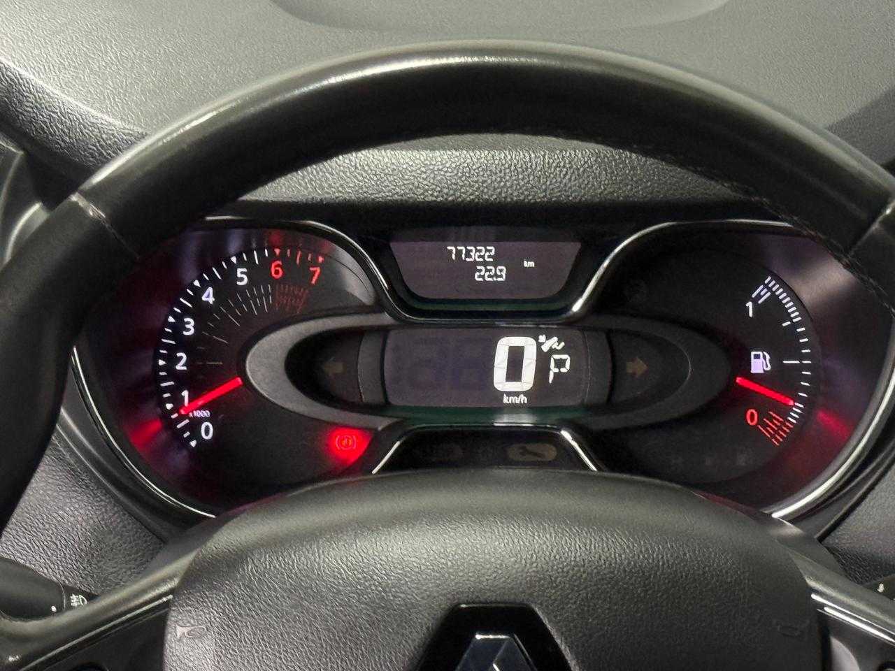 CAPTUR INTENSE 1.6 / AT