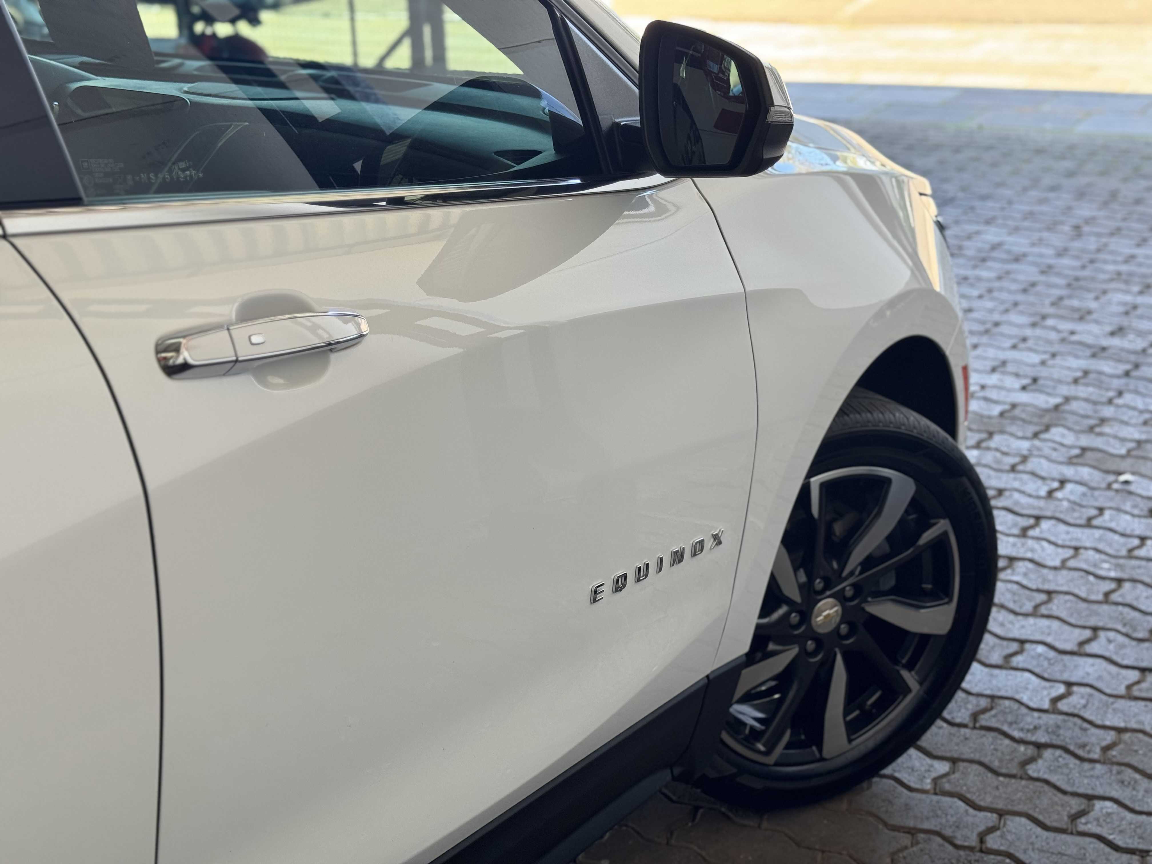 EQUINOX PREMIER