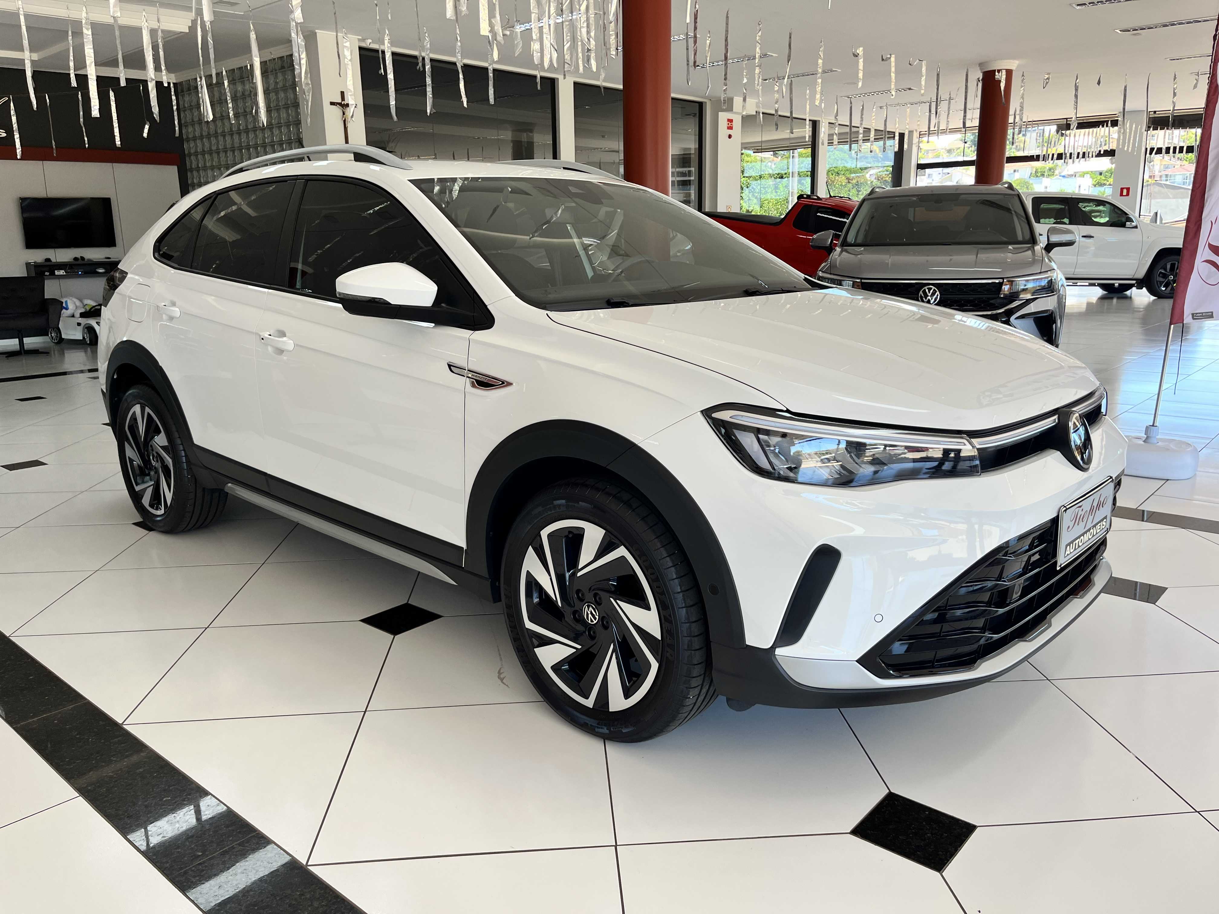 NIVUS HIGHLINE 1.0 TSI AT