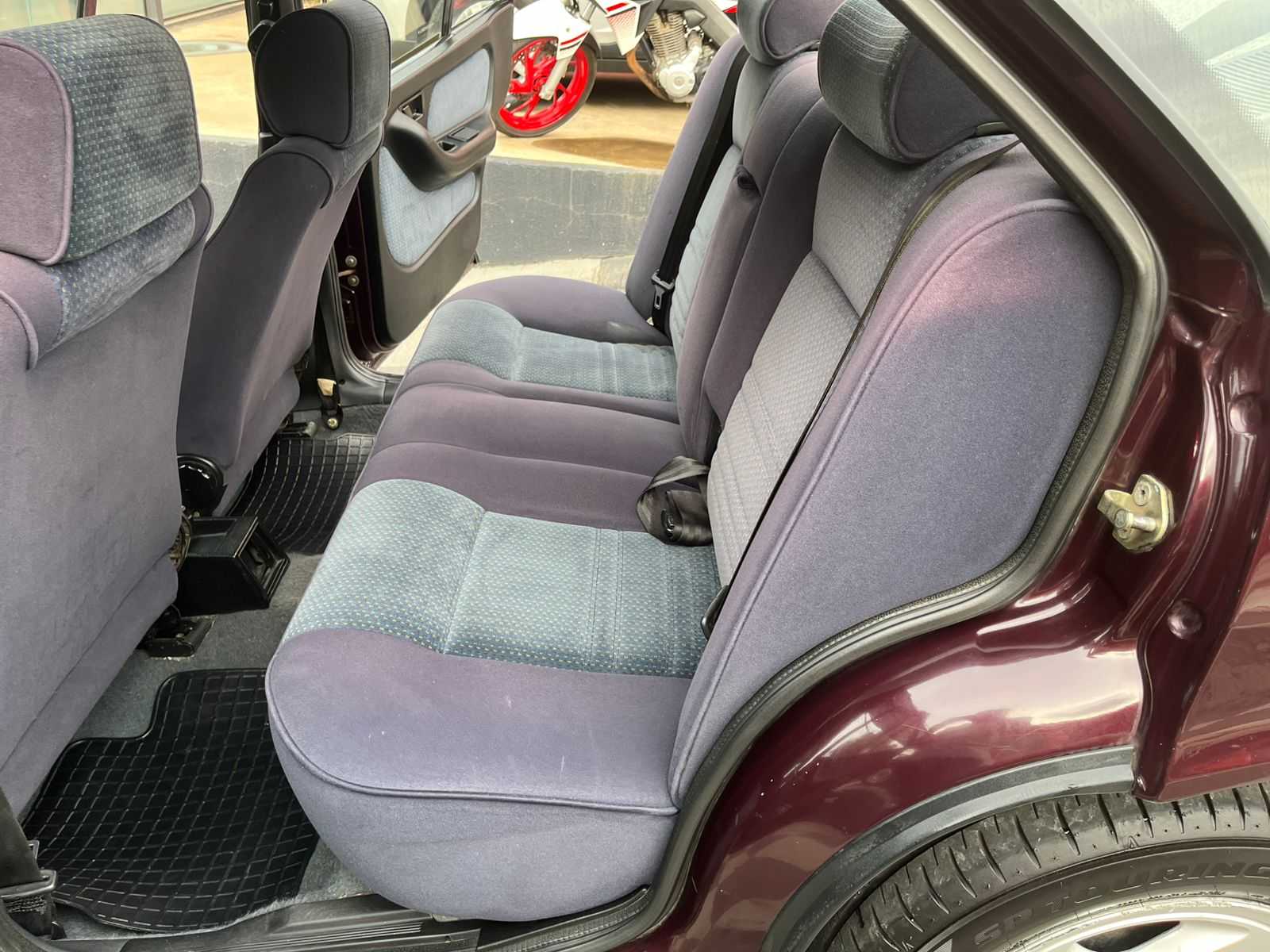 TEMPRA 2.0 IE PLACA PRETA