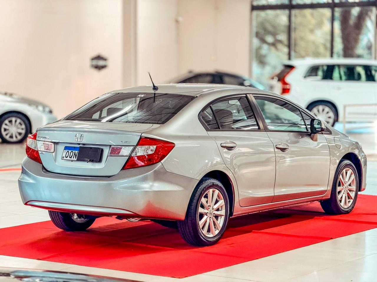 CIVIC 1.8 LXS FLEX 16V AUT.