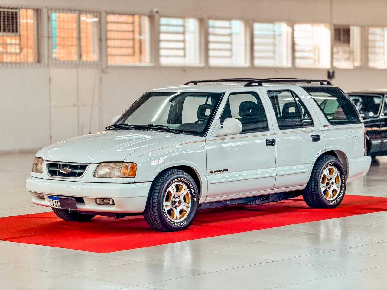 BLAZER 4.3 DXL EXECUTIVE V6 MT