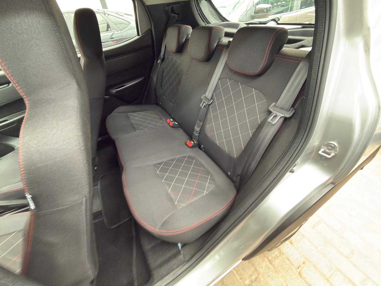 KWID ZEN 1.0 / COMPLETO