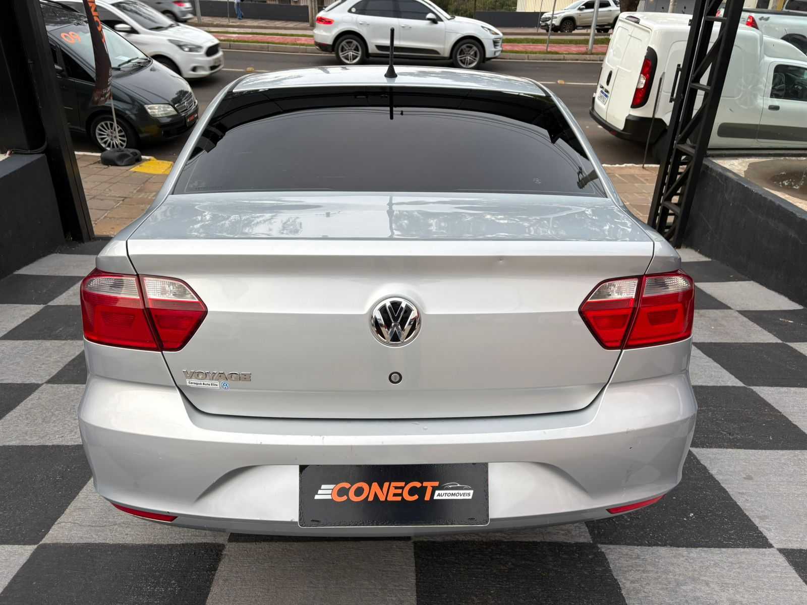VOYAGE TRENDLINE 1.0 COMPLETO