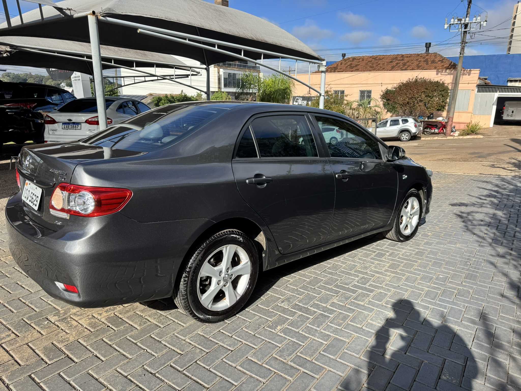 COROLLA XEI