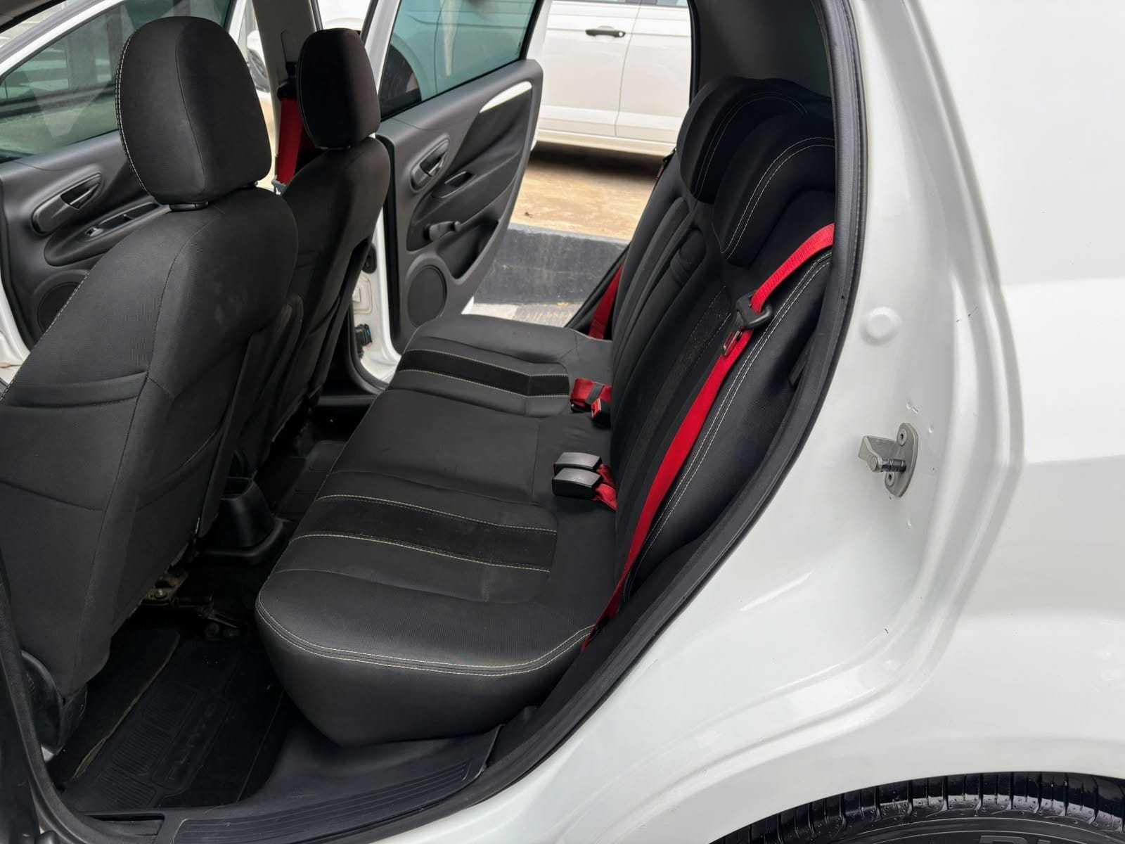 PUNTO SPORTING 1.8 AT