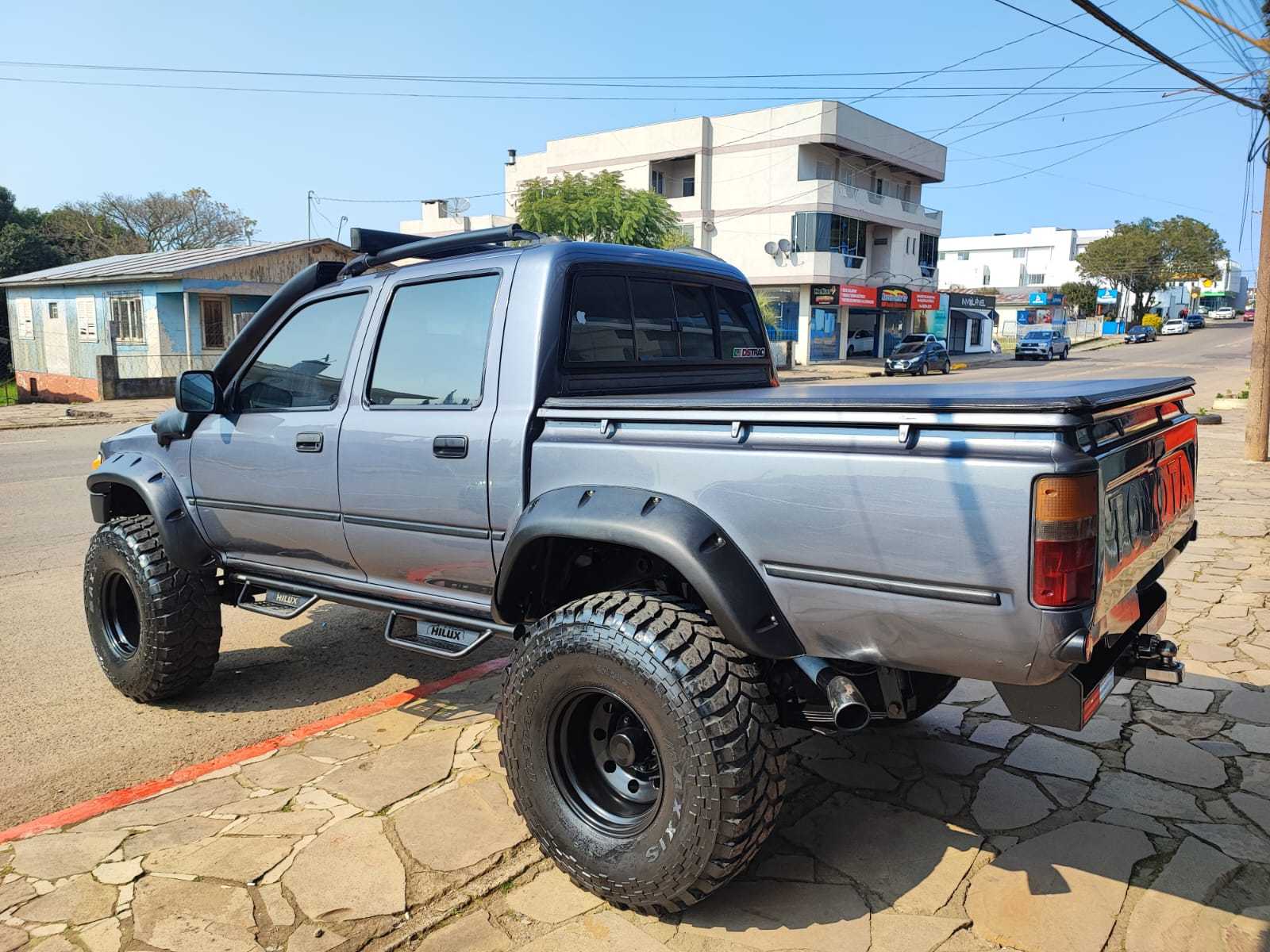HILUX 2.8T 4X4 SR5