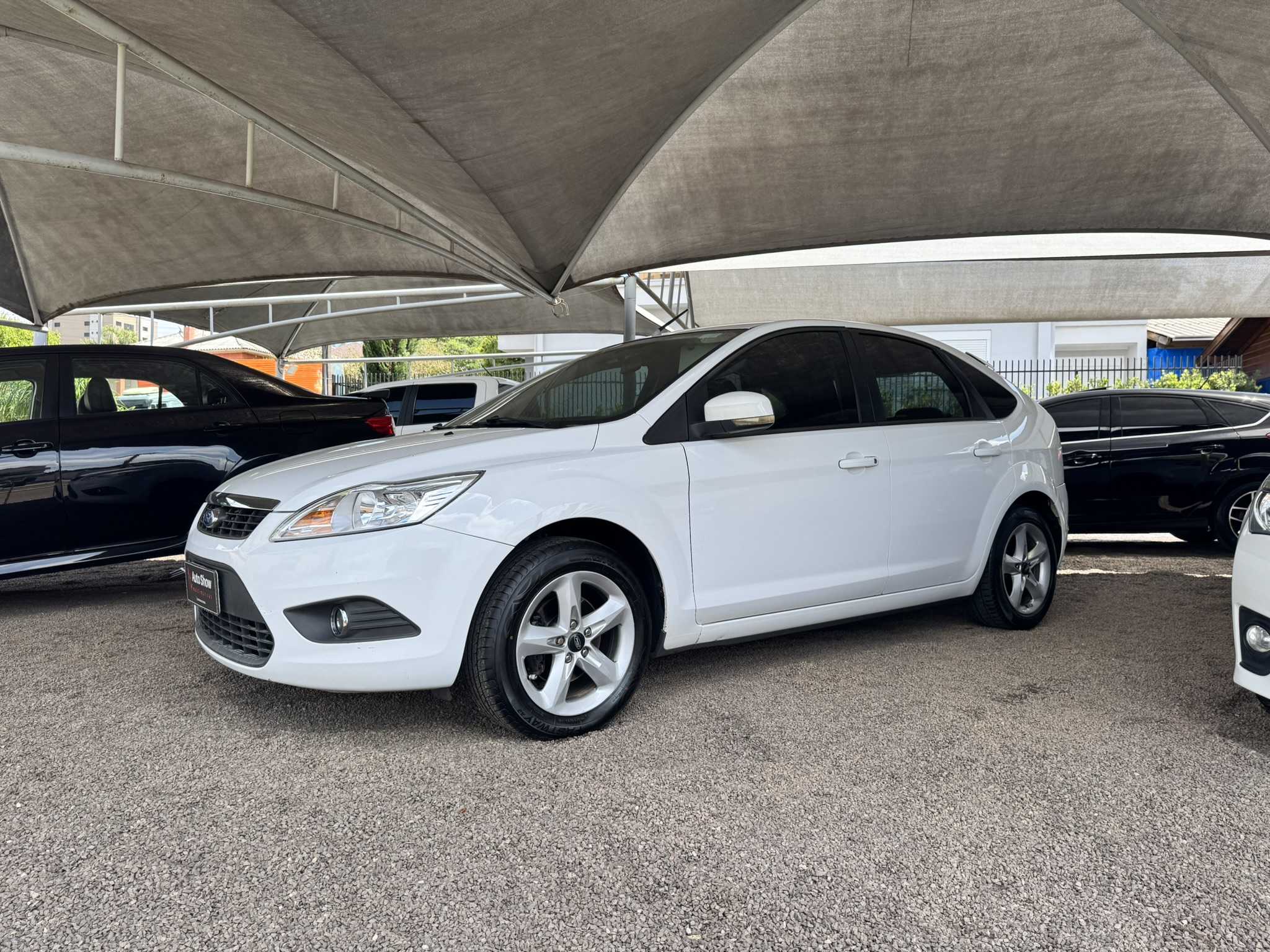 FOCUS 1,6 MANUAL