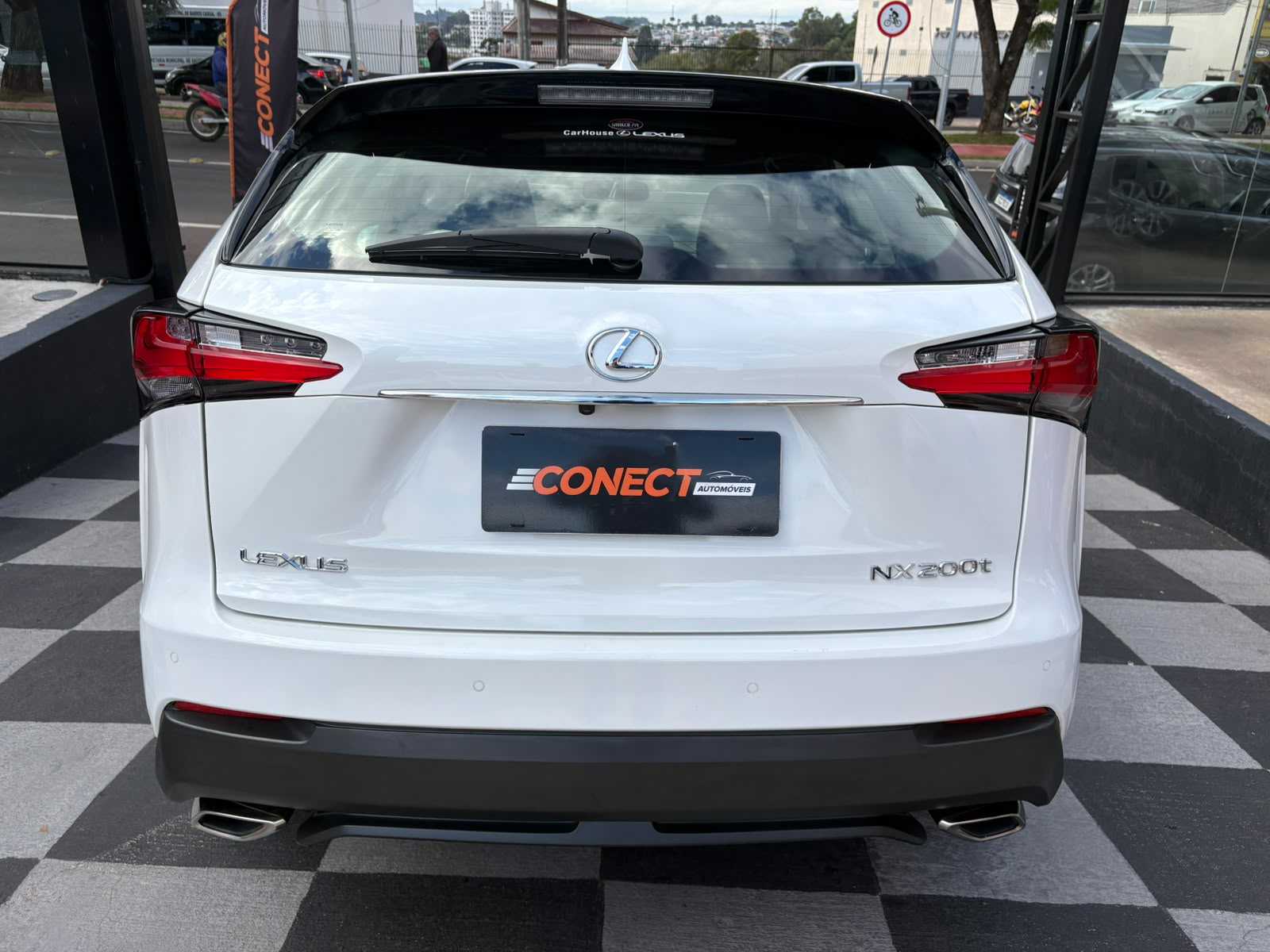 LEXUS NX200T F-SPORT AWD 2.0