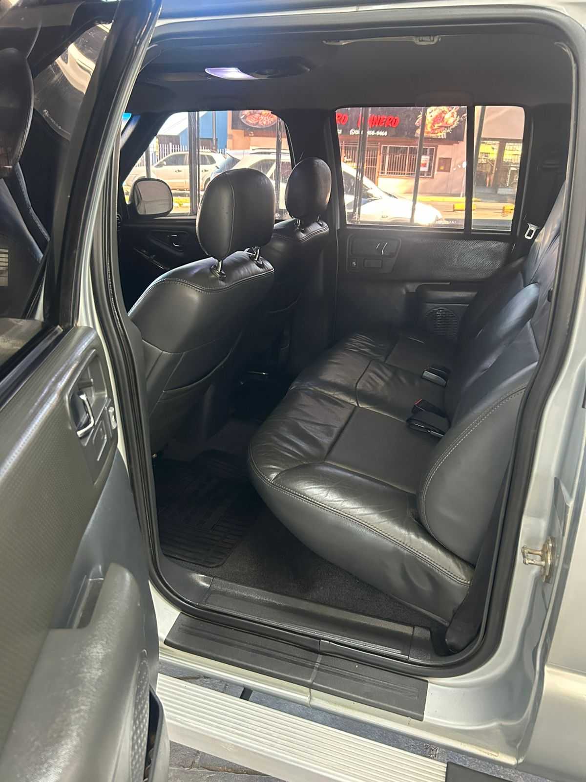 S10 EXECUTIVE 2.8 CD