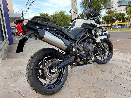 TRIUMPH TIGER 800 XR