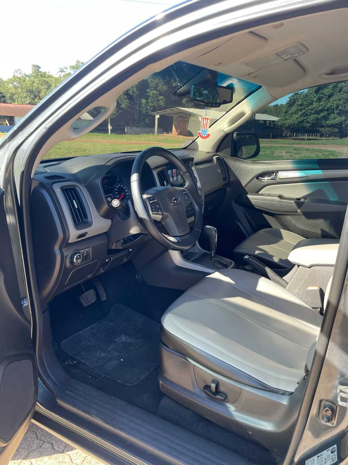 S10 LTZ 2.8 CD AUT 4X4