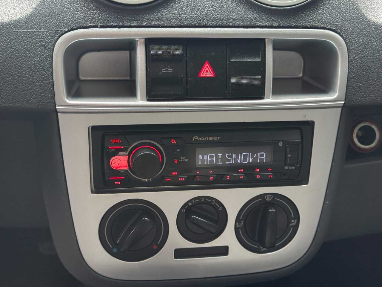 SAVEIRO 1.8 G4 SUPER SURF