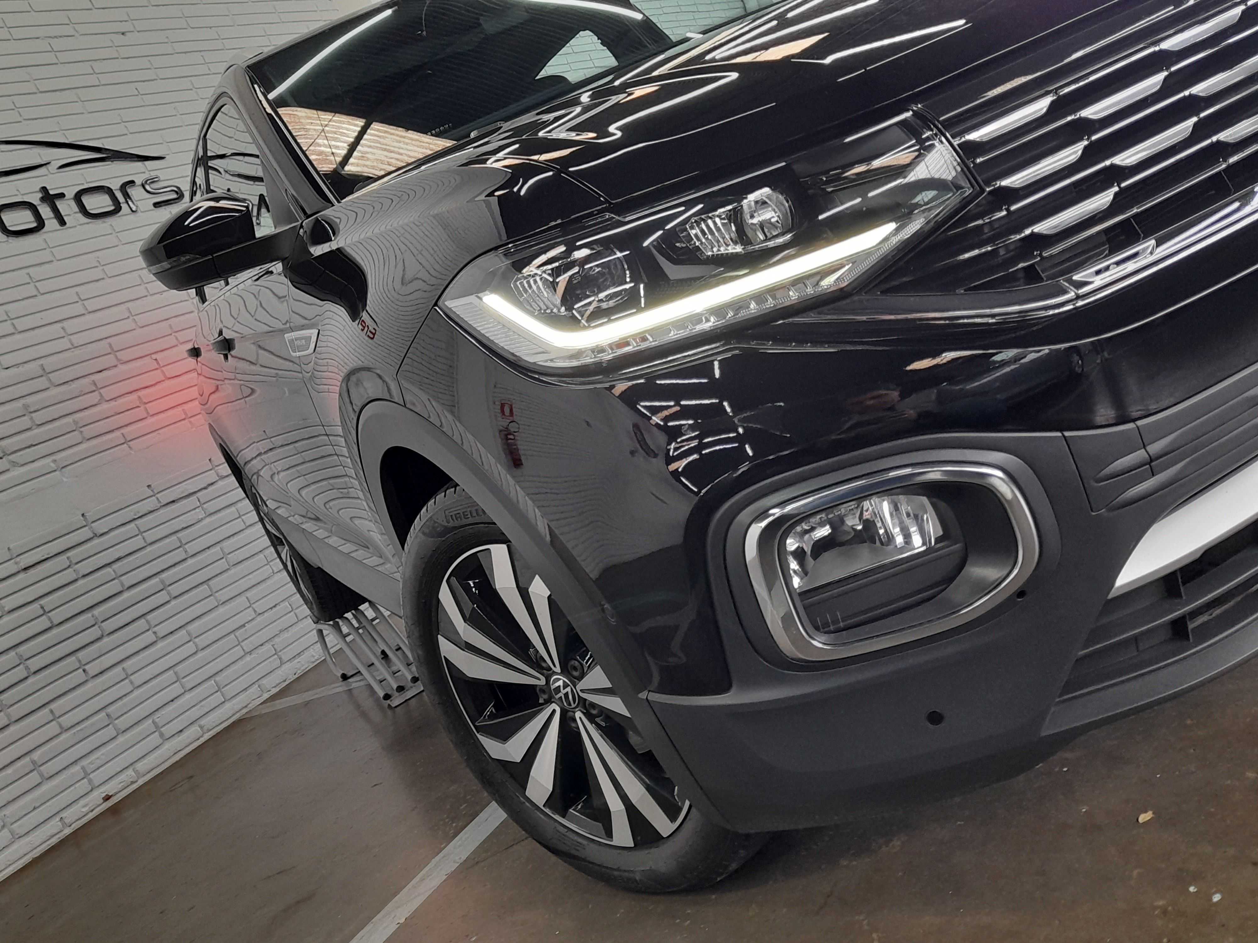 T-CROSS HIGHLINE 250TSI