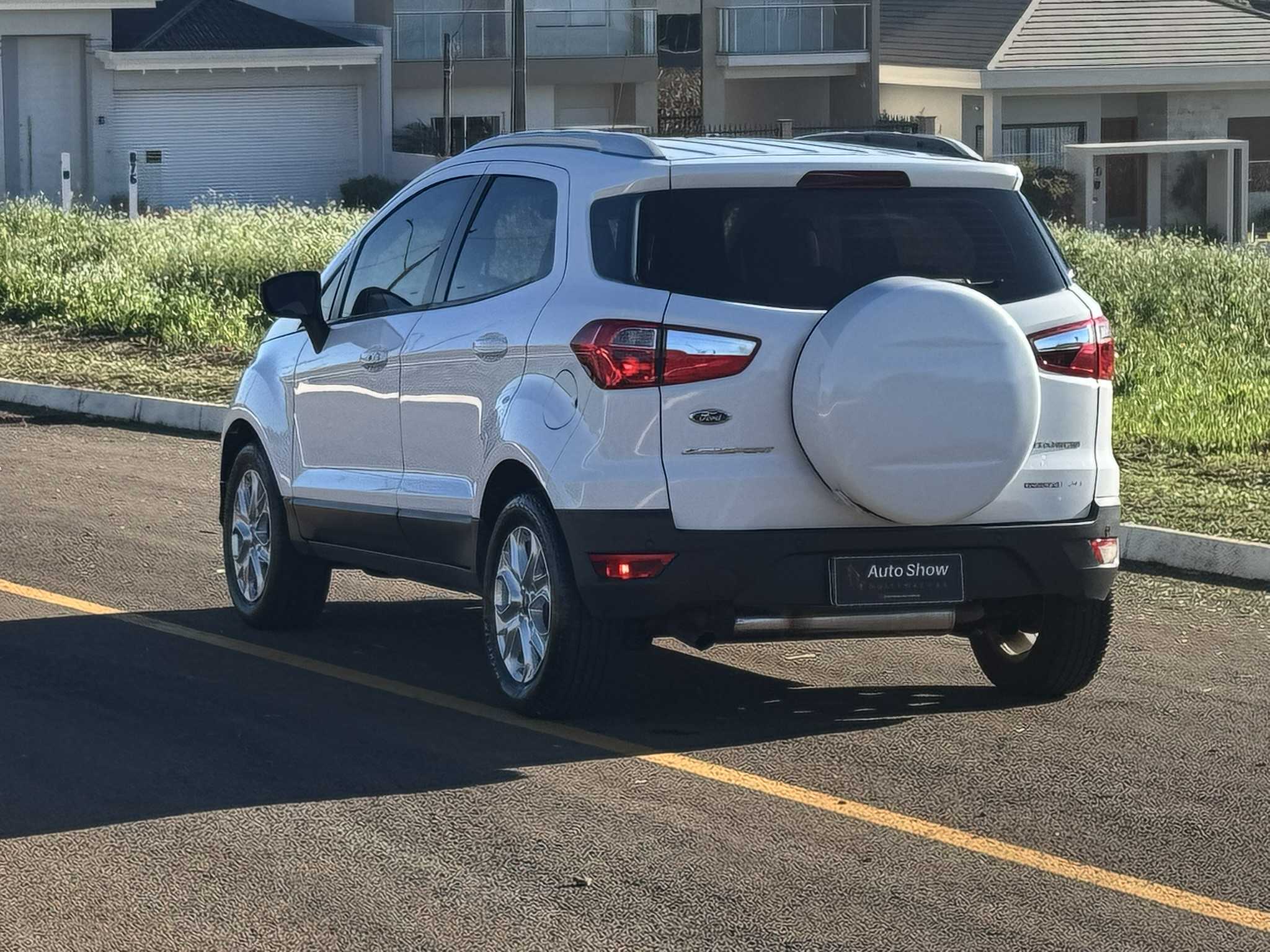 ECOSPORT  TITANIUN