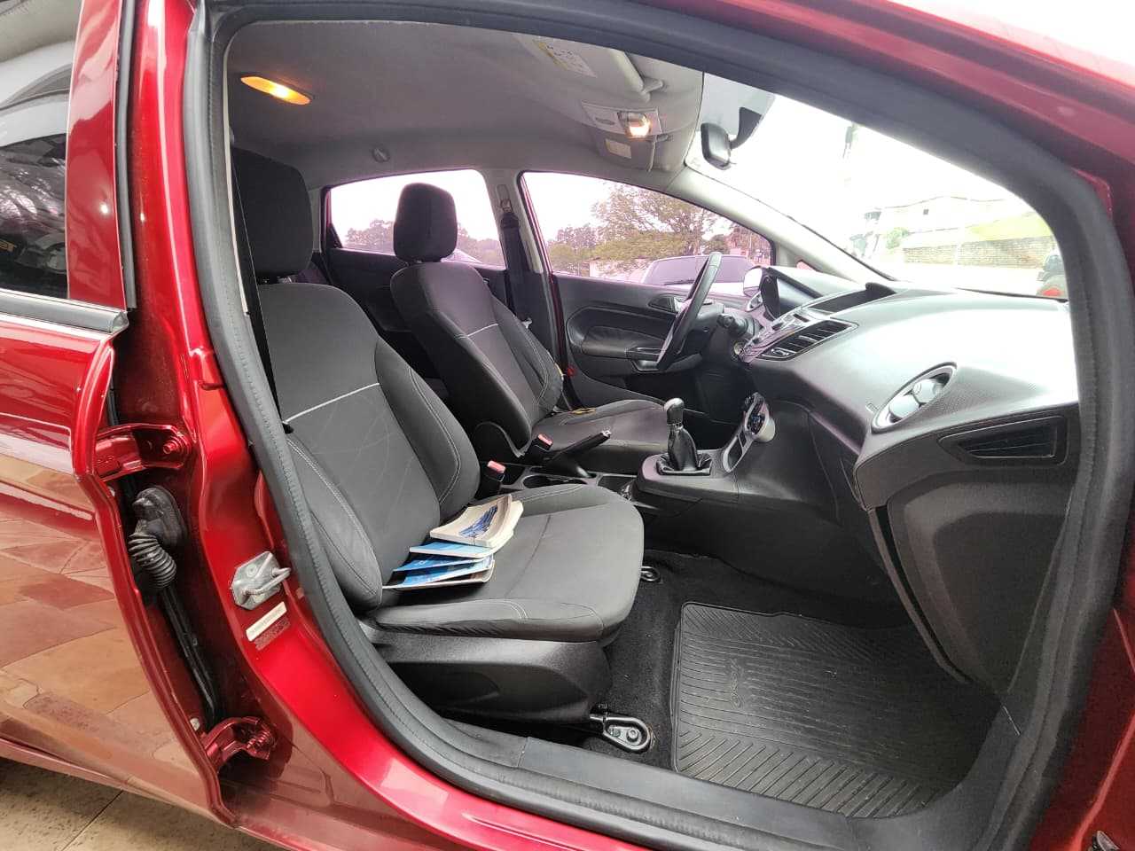 FIESTA 1.6 SE