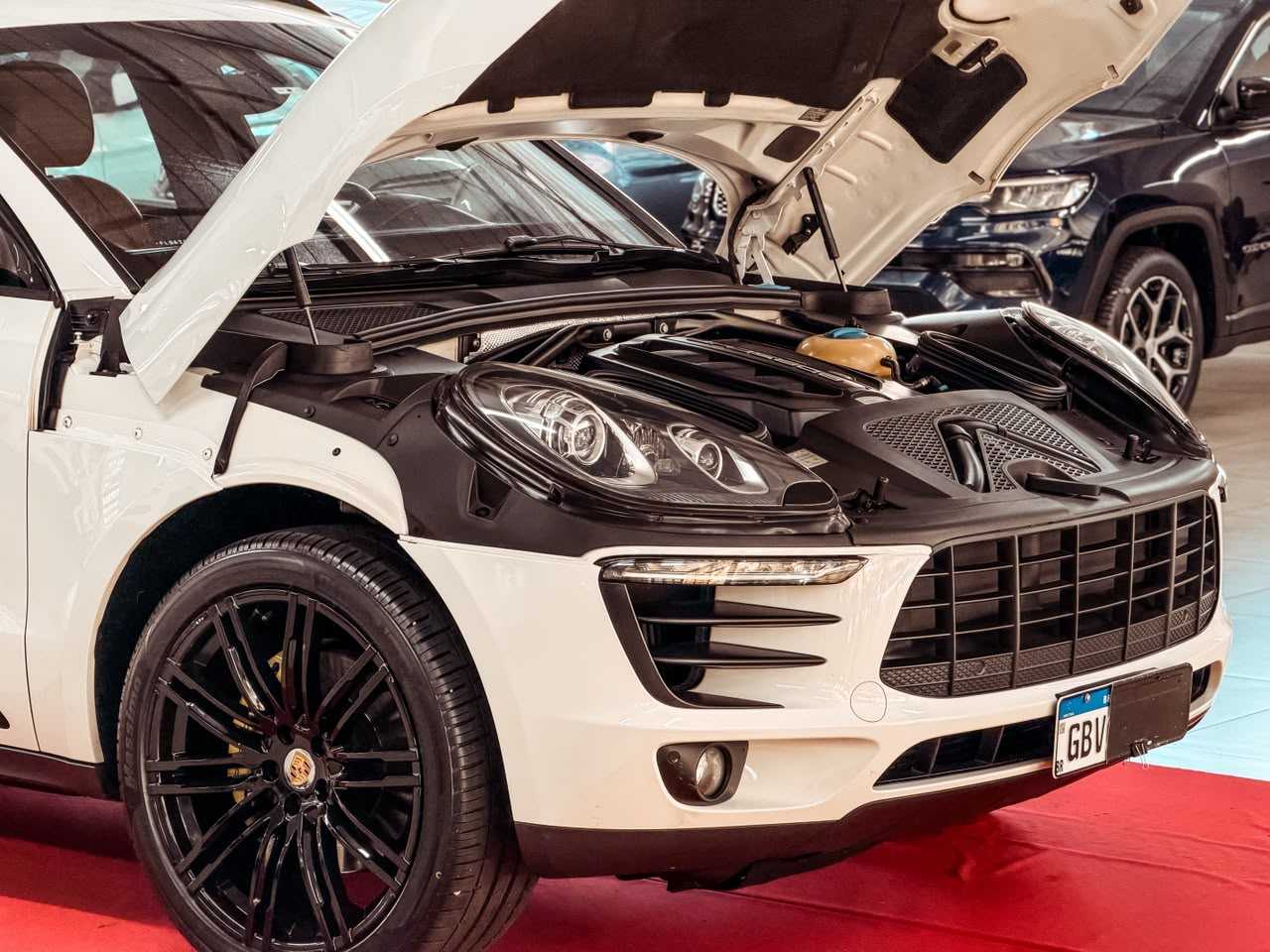 MACAN 3.0 S BI-TURBO GAS. AUT.