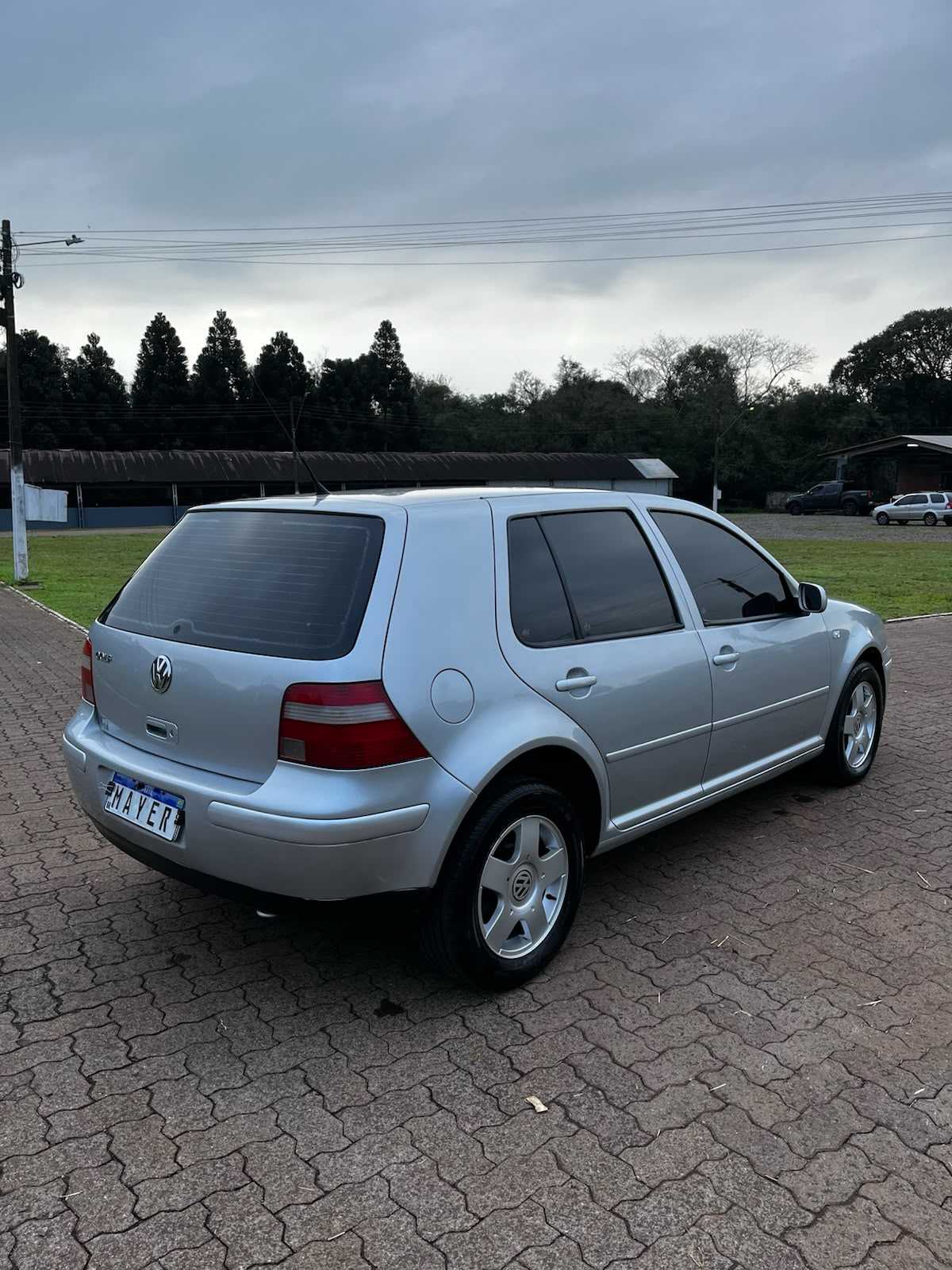 GOLF 1.6 PLUS