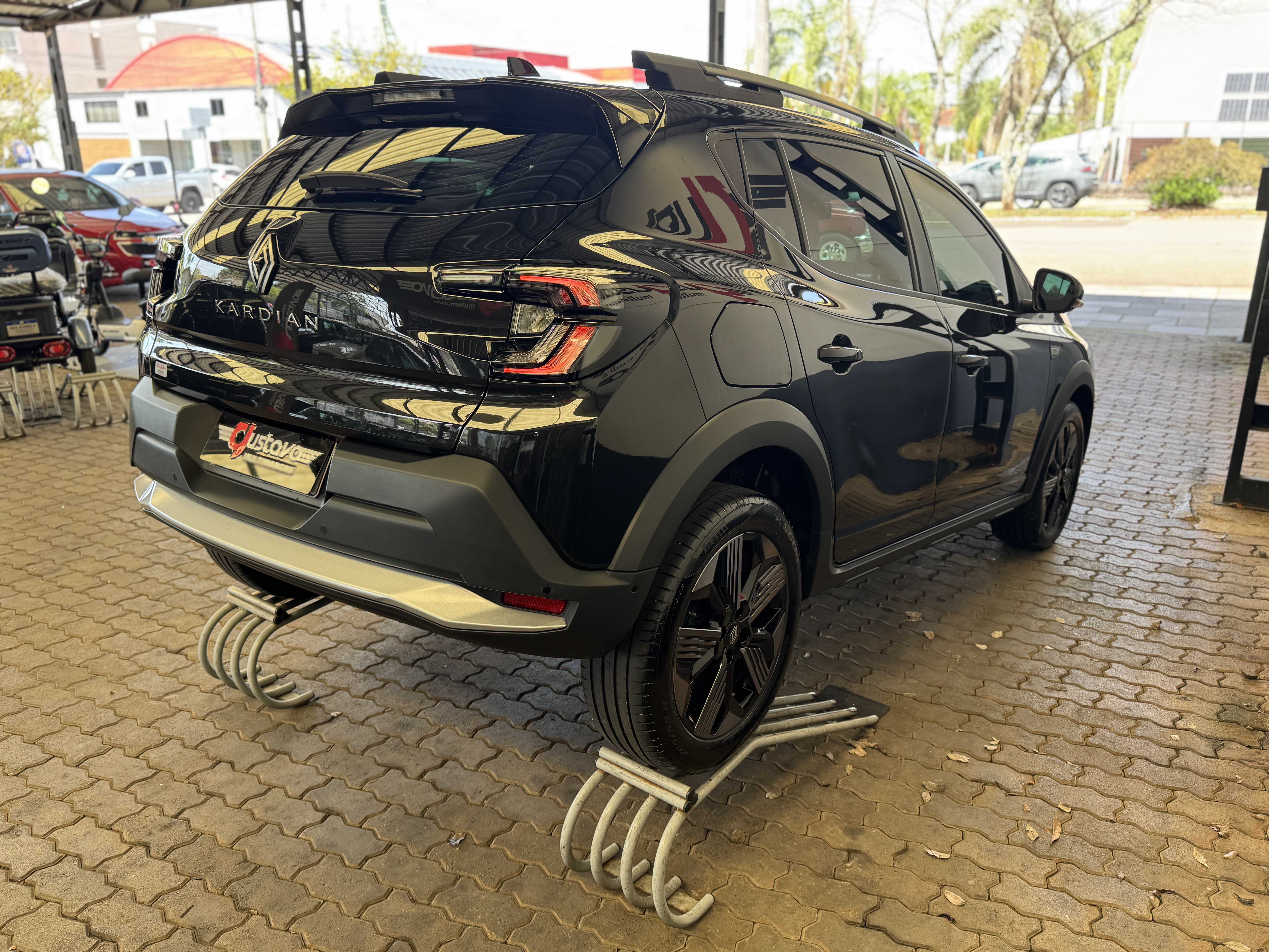 KARDIAN PREMIERE EDITION