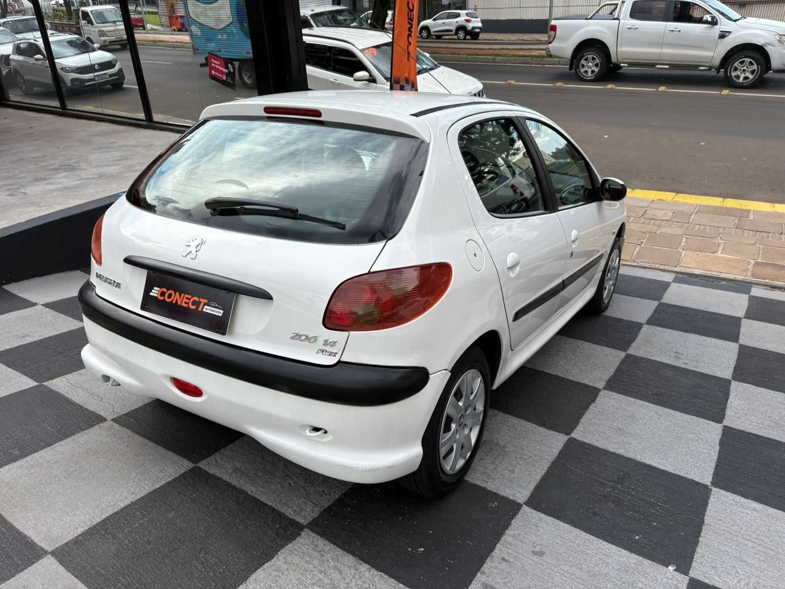 206 PRESENCE 1.4 COMPLETO