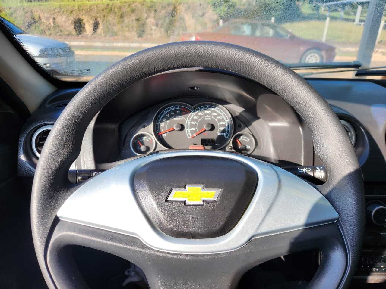 CELTA LT 1.0 COMPLETO