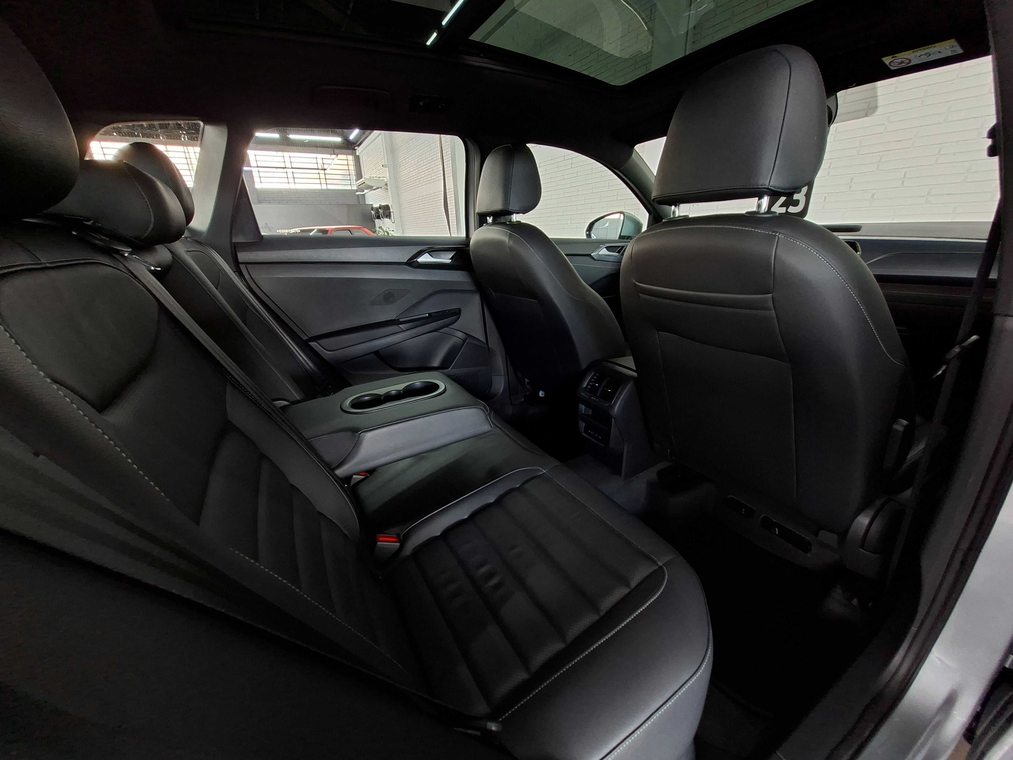 TAOS HIGHLINE 250TSI