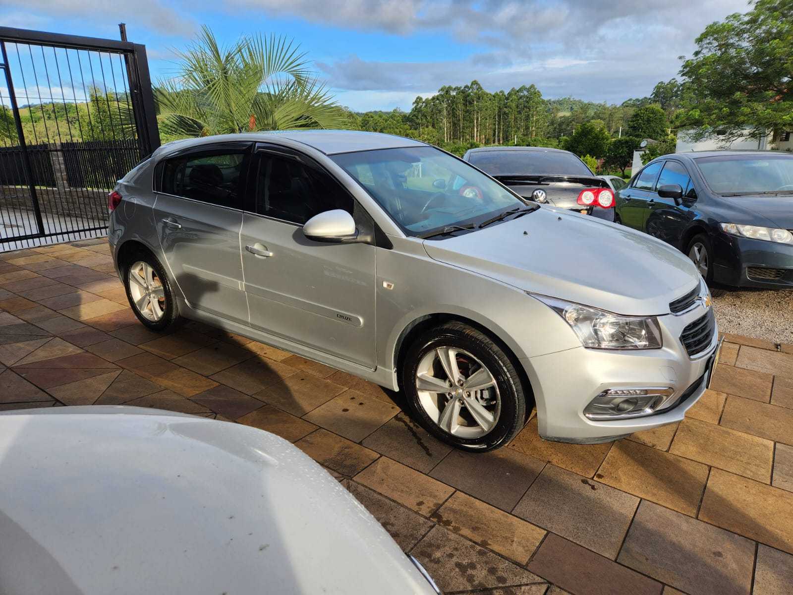 CRUZE HATCH LT 1.8 SPORT6 AUT