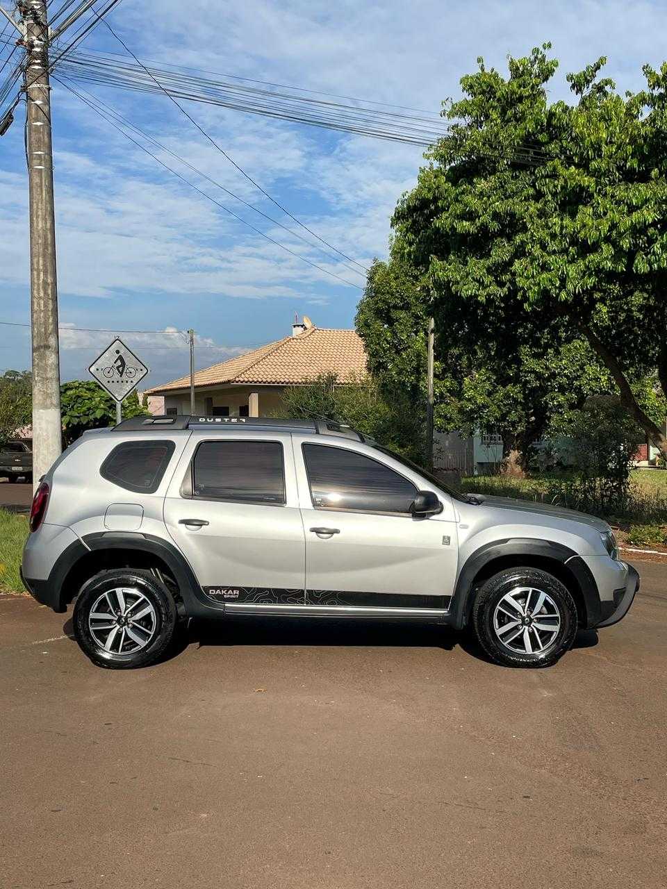 DUSTER DAKAR 1.6