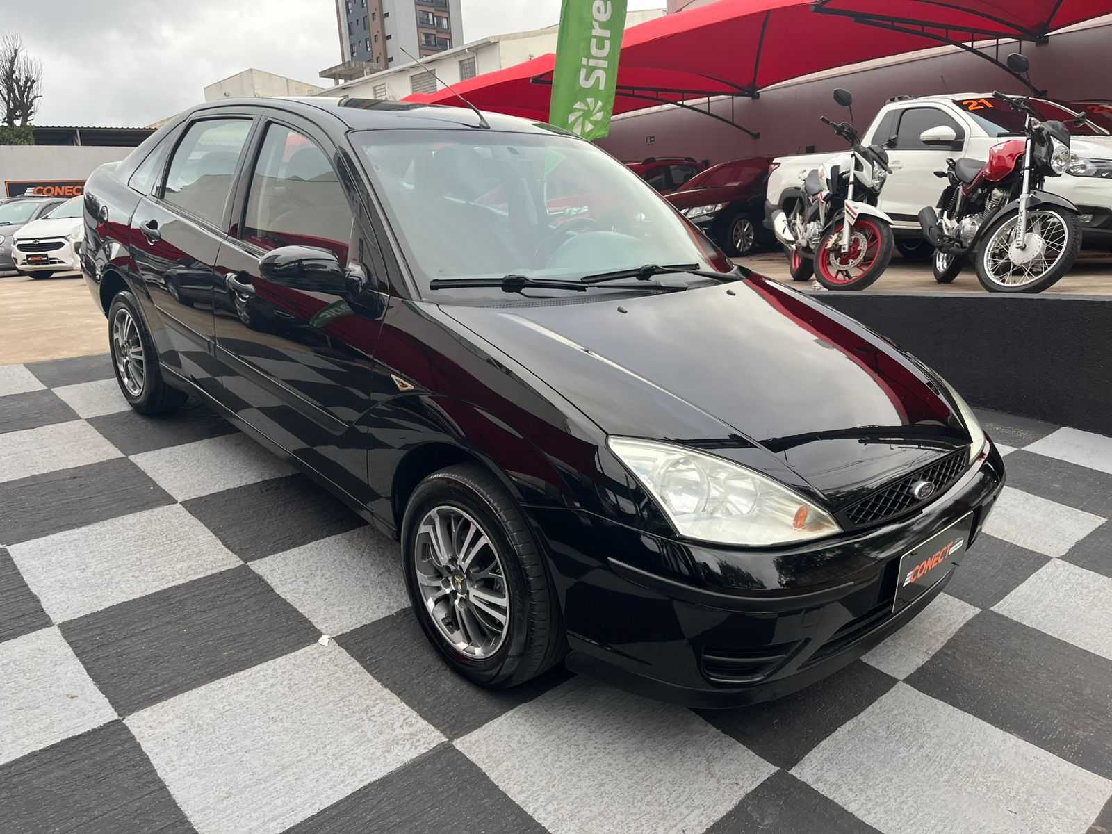 FOCUS SEDAN 1.6 COMPLETO