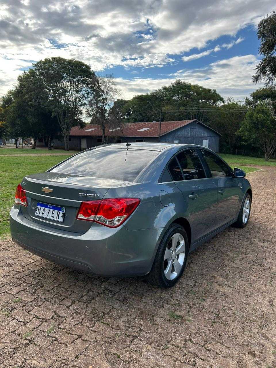 CRUZE LT 1.8