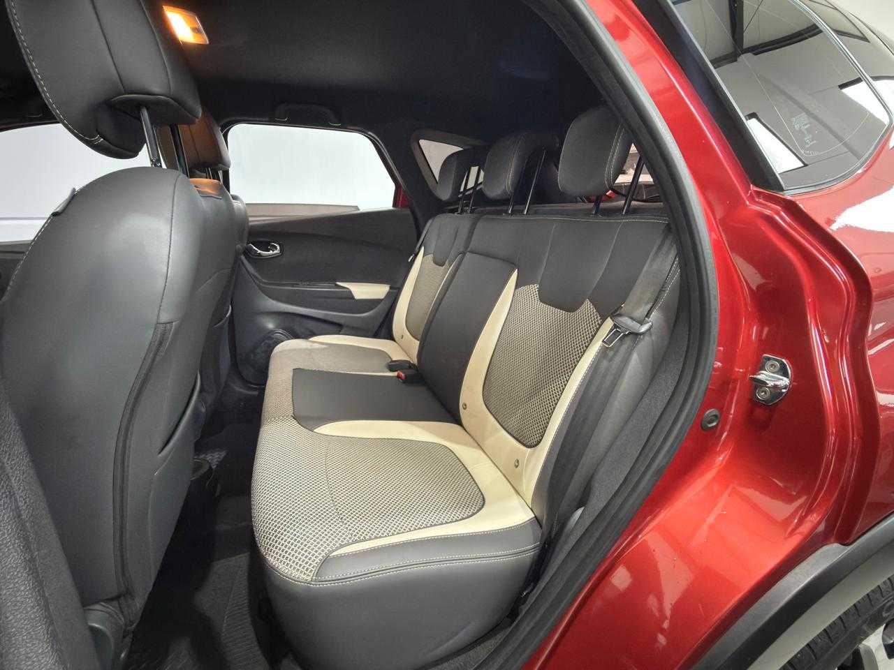CAPTUR INTENSE 1.6 / AT