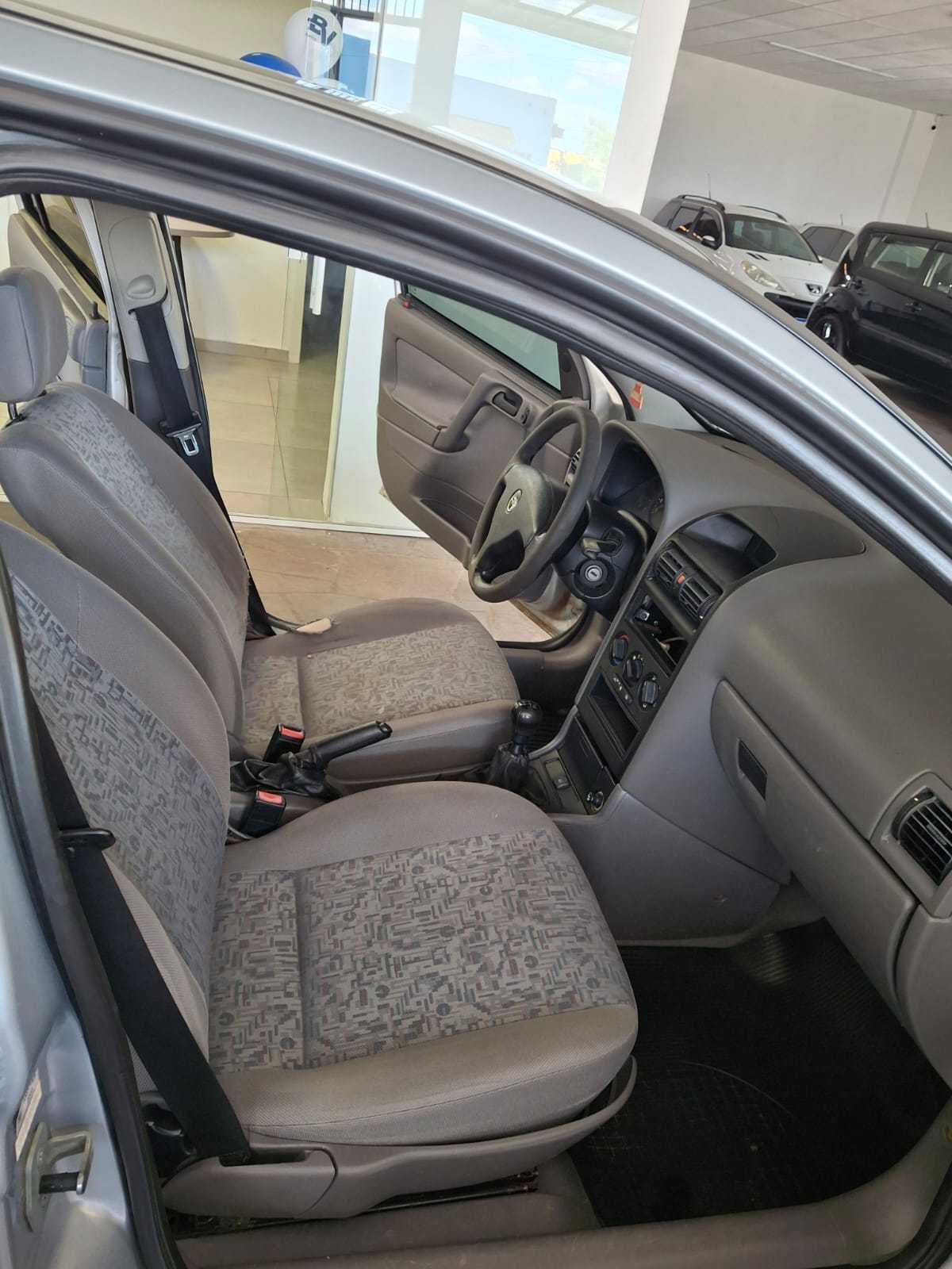 ASTRA SEDAN GL 1.8