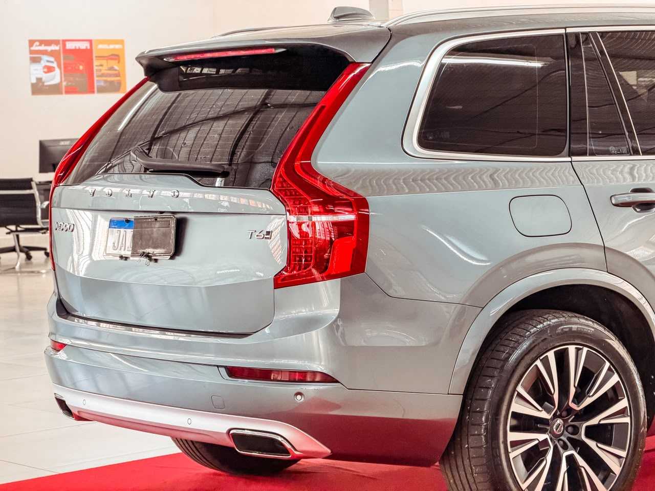 XC90 2.0 MEMENTUM T6 5P AUT