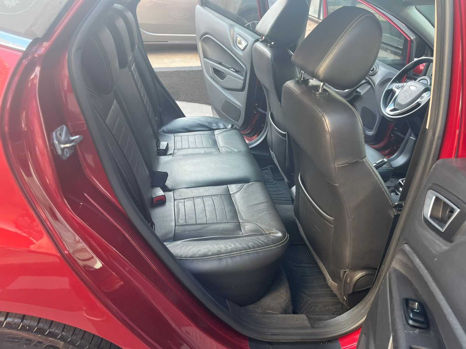 NEW FIESTA TITANIUM 1.6