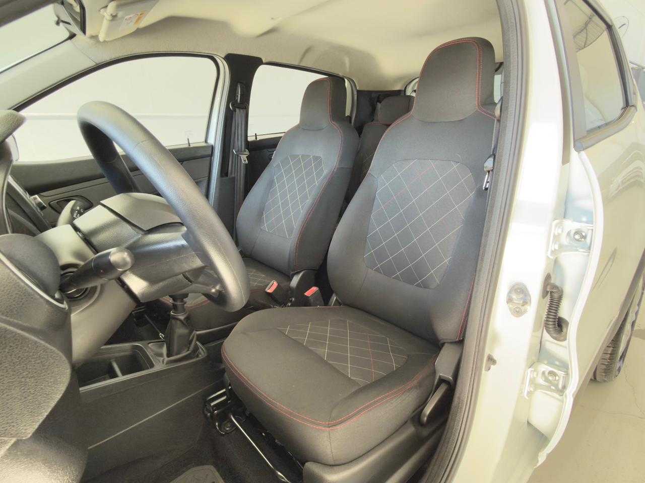 KWID ZEN 1.0 / COMPLETO