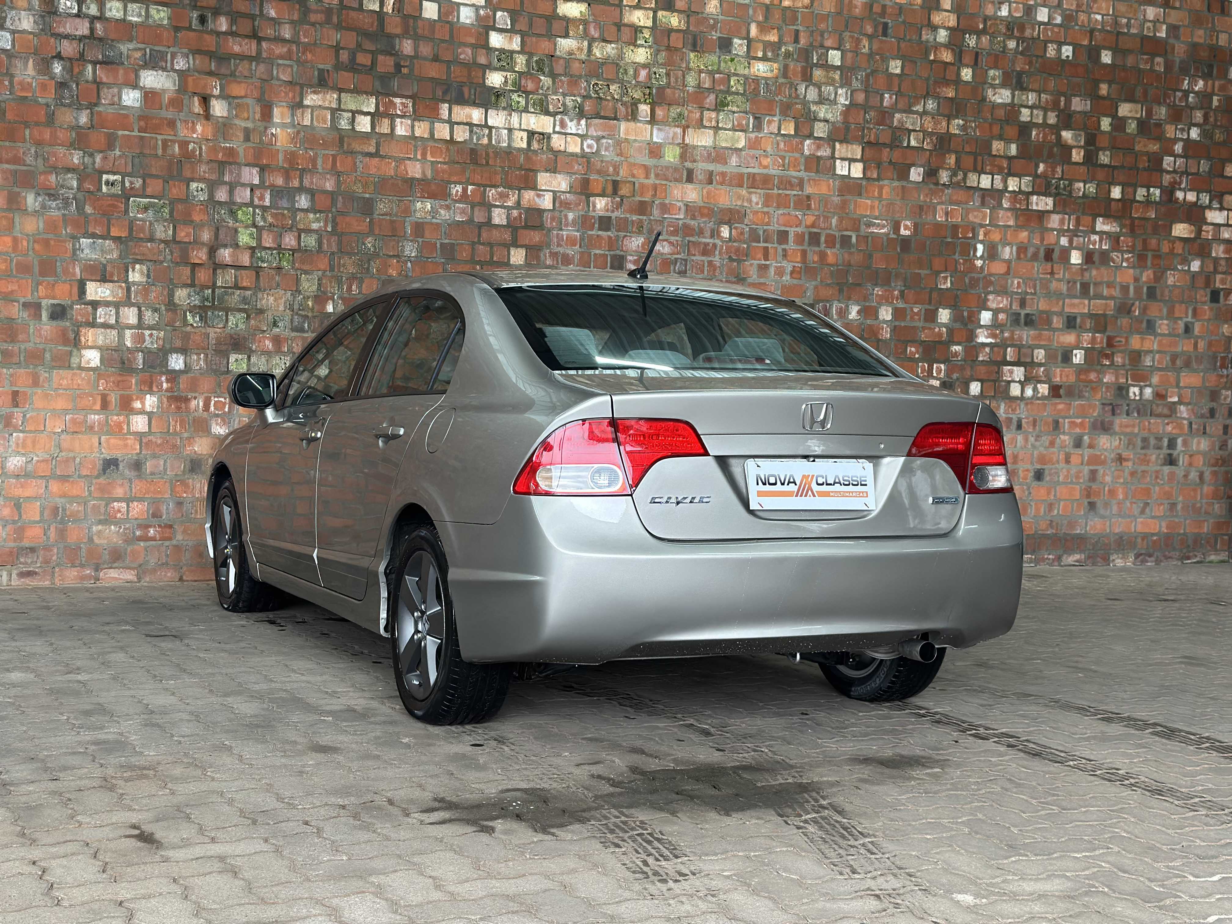 CIVIC LXS 1.8 MANUAL