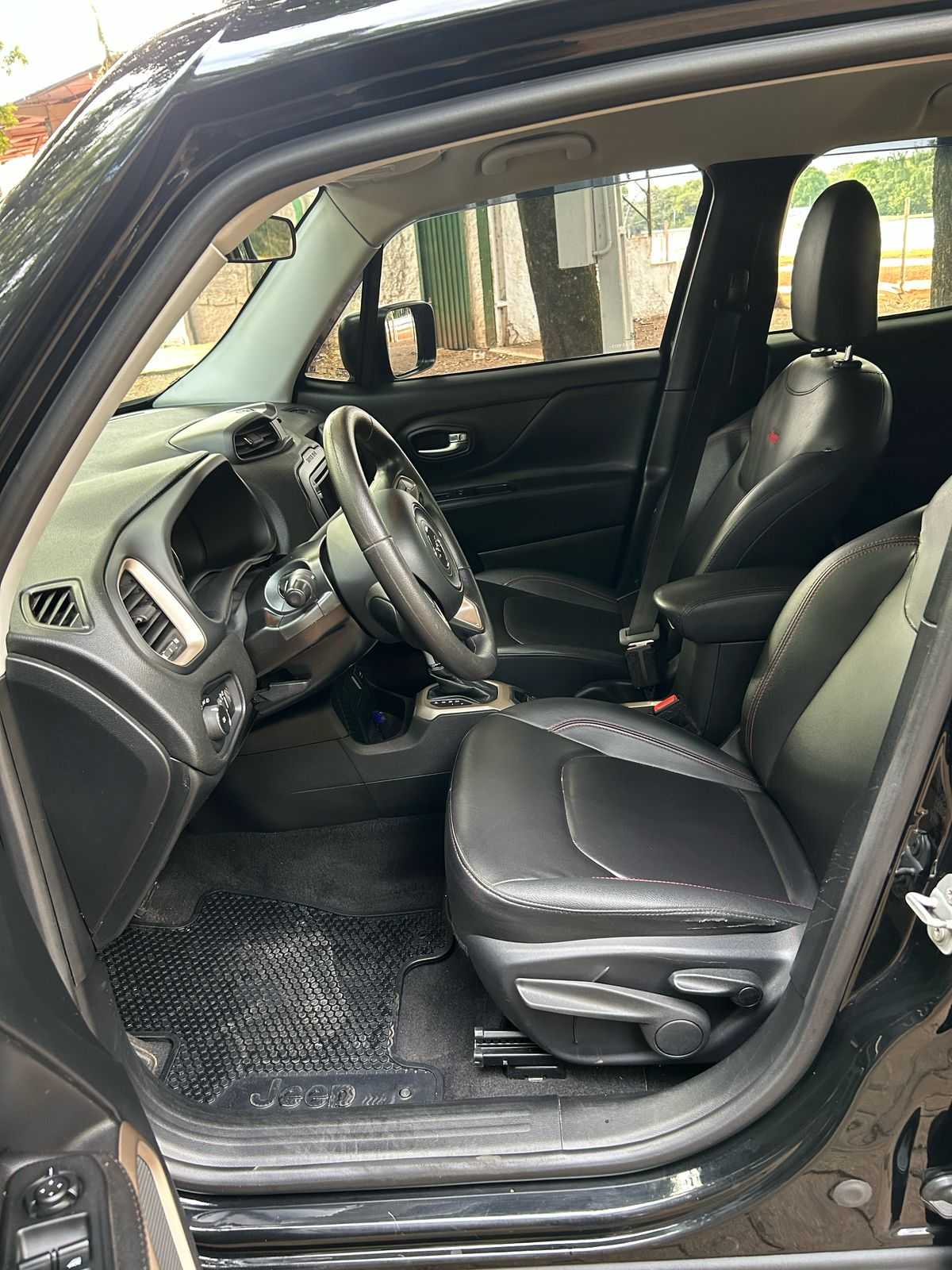 RENEGADE 1.8 4X2 FLEX AUT